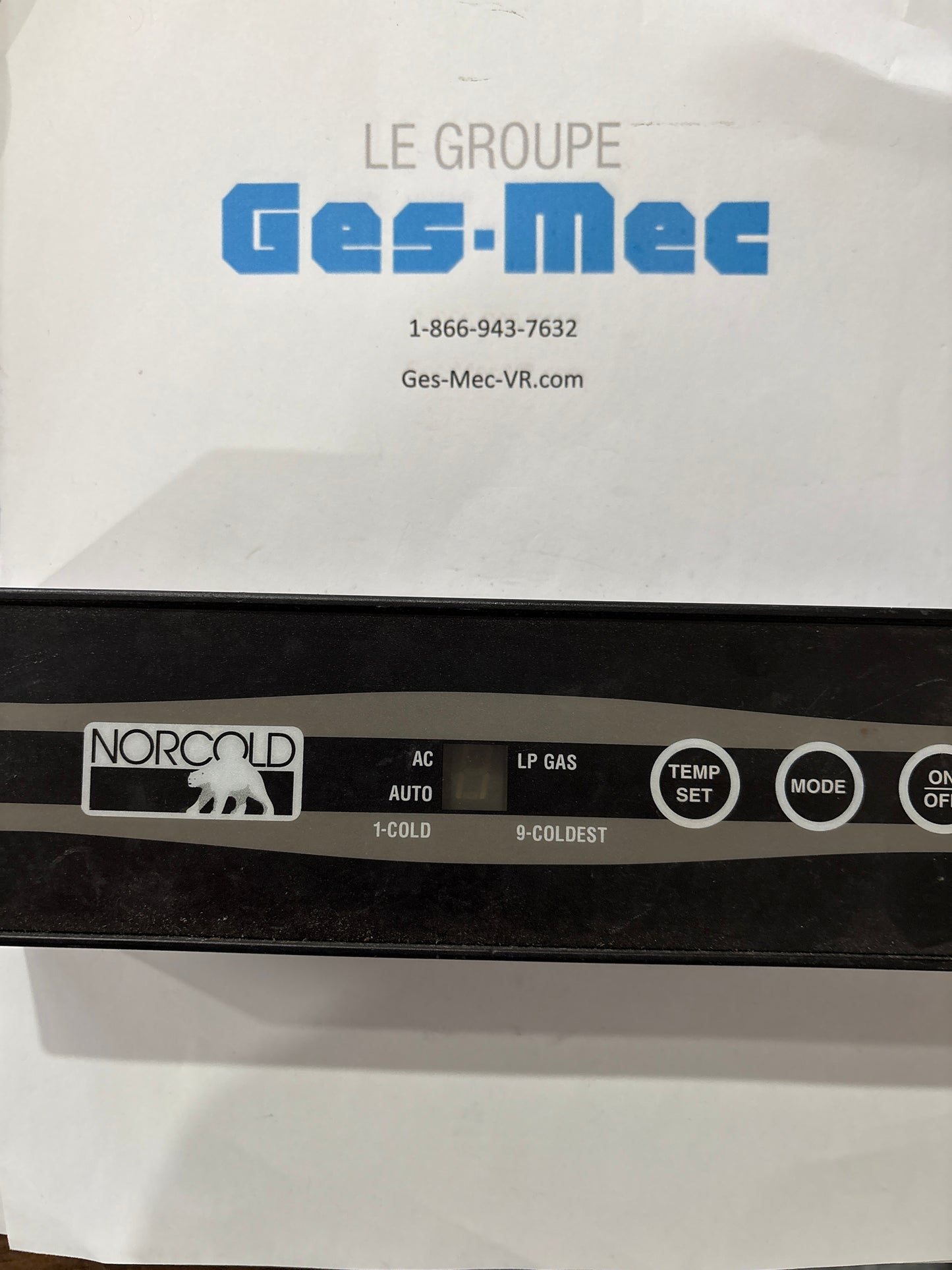 (Usagé) Tableau de commande optique du réfrigérateur Norcold 630763