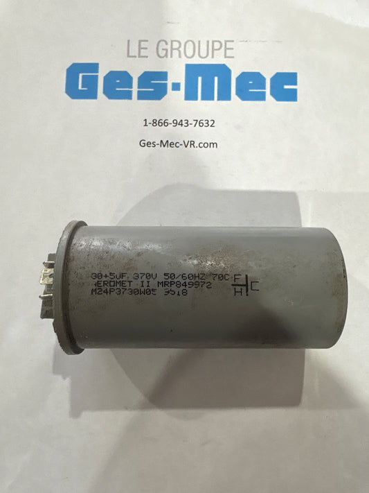 (Usagé) Condensateur de Marche 30+5 MFD 370V